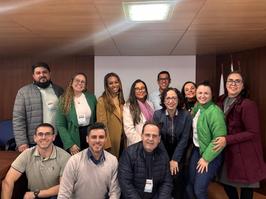 SIM investe em desenvolvimento de lideranças com participação em curso estratégico promovido pela ACASA