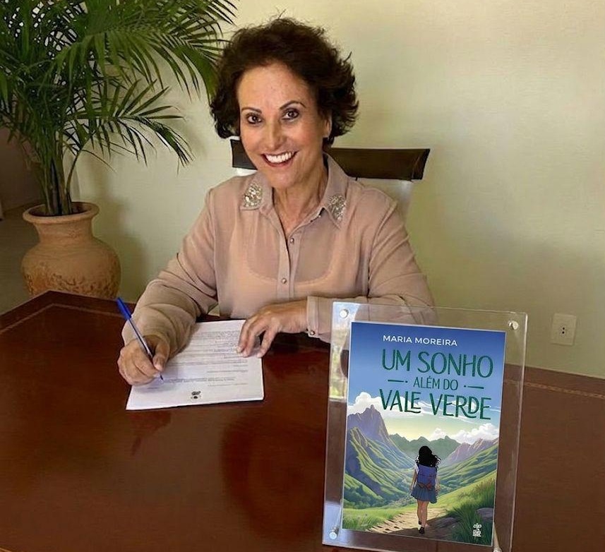Beneficiária da SIM transforma memórias em livro e inspira novas histórias